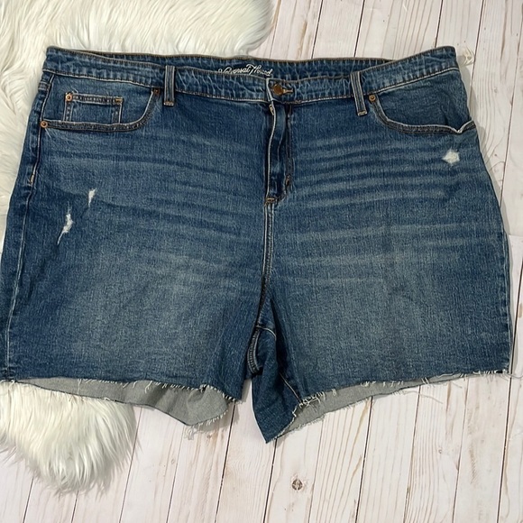 Universal Thread Pants - Universal Thread Boyfriend Shorts Size 26 W NWOT